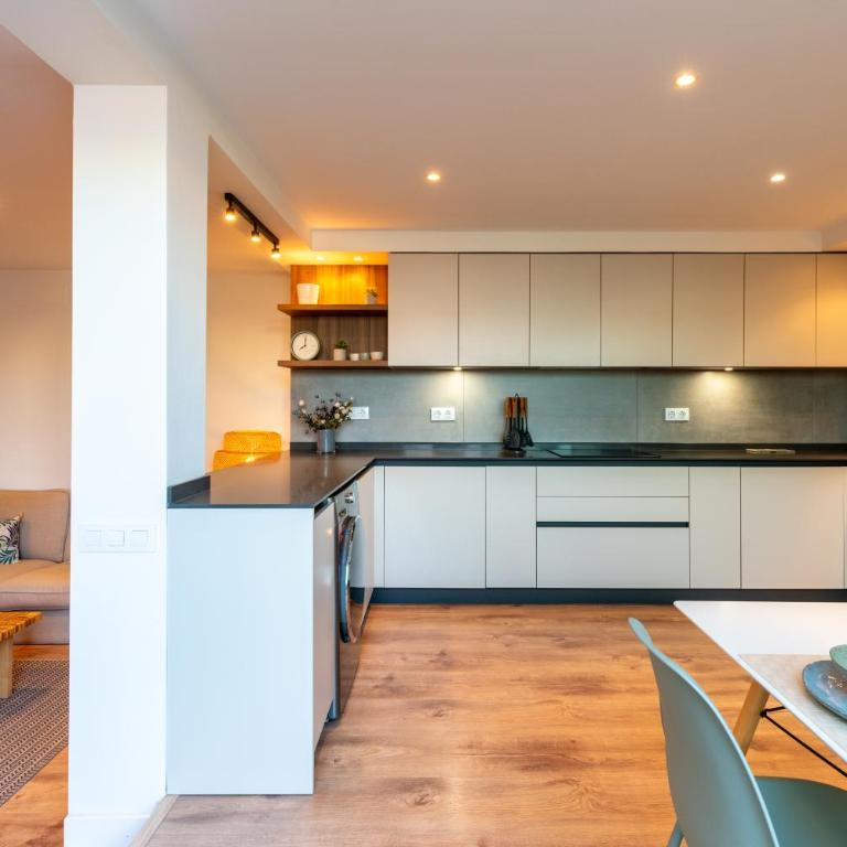 Céntrico y luminoso Ático - Two-Bedroom Apartment - 15