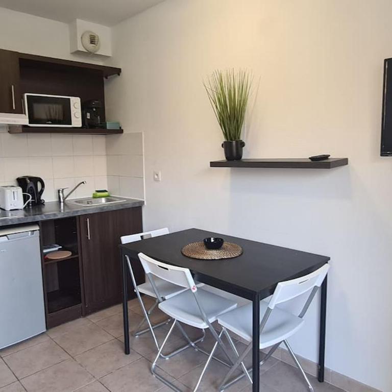 B210 Appartement DisneyLand Paris Parking et wifi - One-Bedroom Apartment - 14