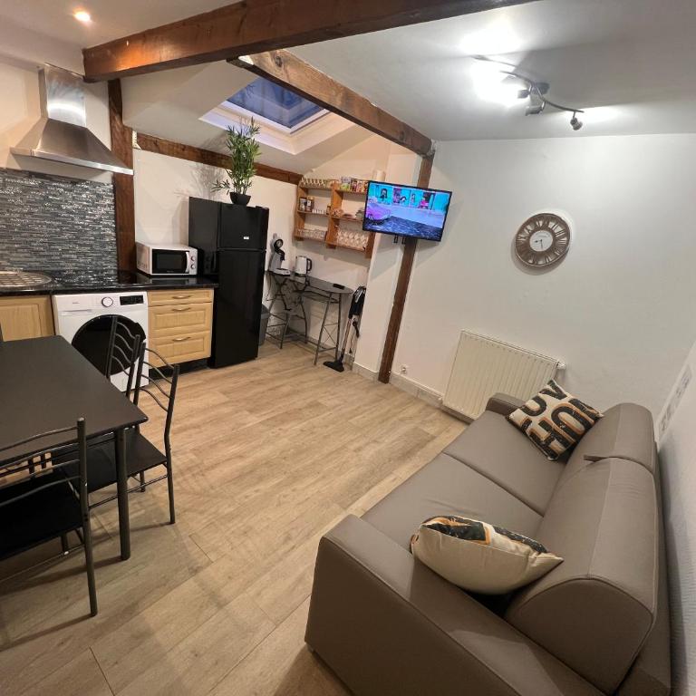 Charmant T2 plein centre ville et proche gare - Appartement 1 Chambre - 1