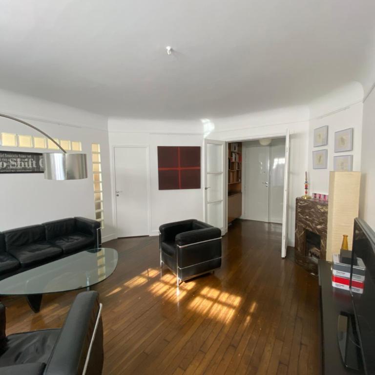 Maison Auguste - Chambre Double avec Salle de Bains Privative - 11