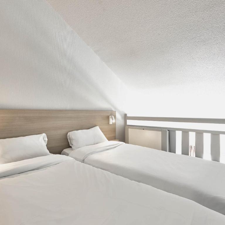 B&B HOTEL Honfleur - Chambre Quadruple - 7