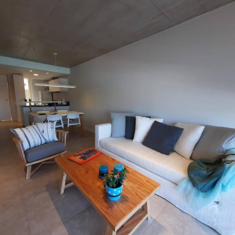 MAReSS - Two-Bedroom Apartment - 15