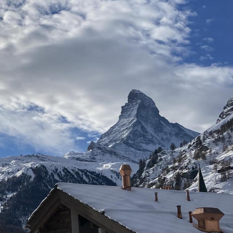 Ascot-Zermatt - Apartamento Deluxe de 3 dormitorios con balcón y vistas al monte Cervino - 2