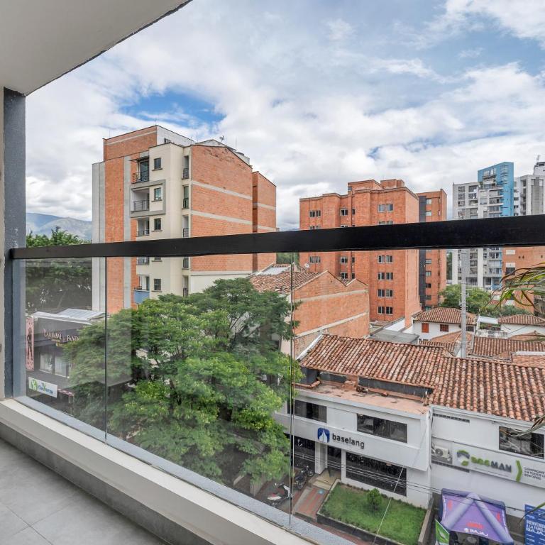 Apartamentos HOUSY Laureles - Apartment with Balcony - 12