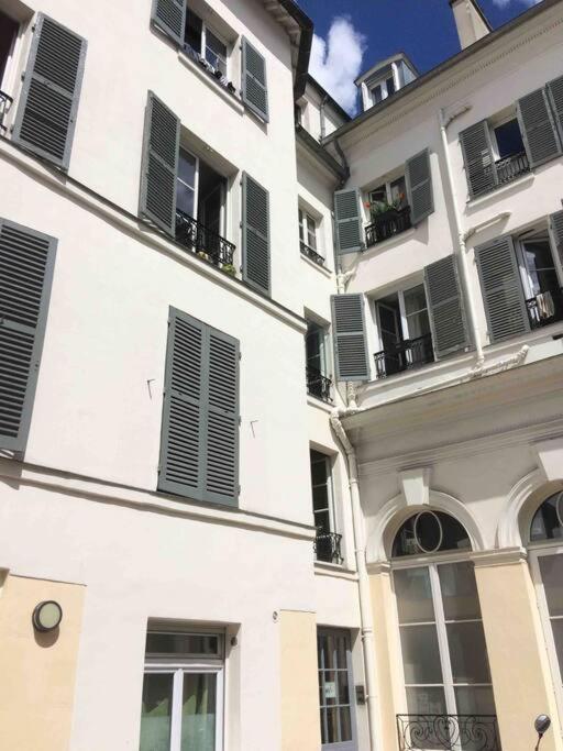 Paris cocooning à 5 minutes de la Gare du Nord - Appartement - 16