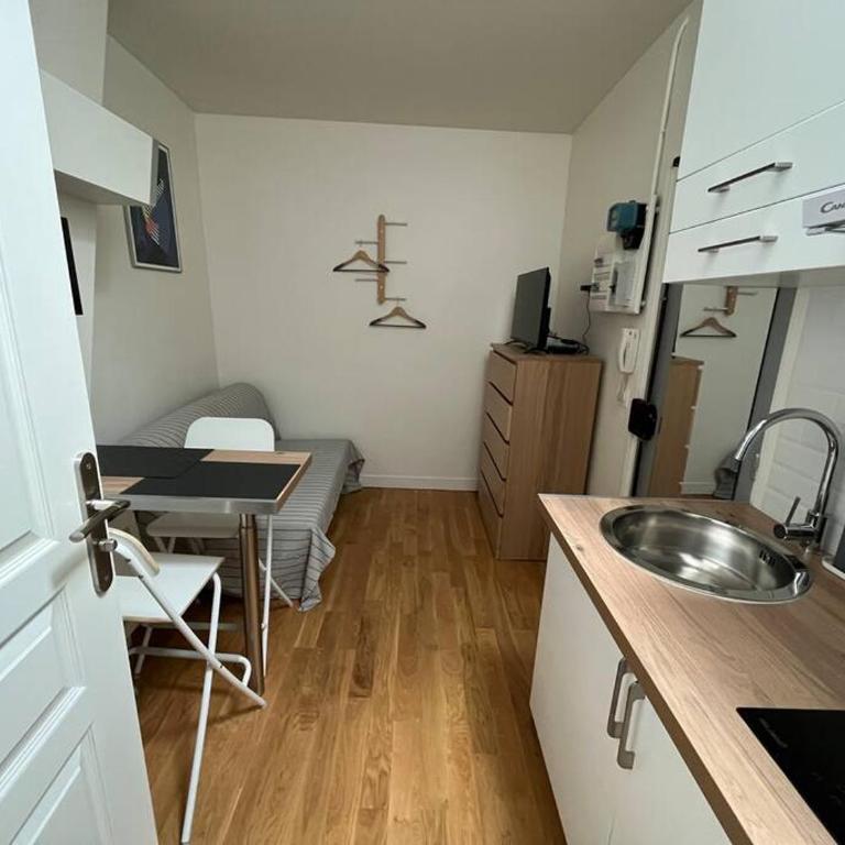 Paris cocooning à 5 minutes de la Gare du Nord - Appartement - 19