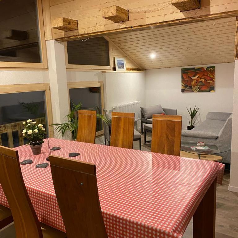 Chalet Bärgstäger - Apartment mit 3 Schlafzimmern - 1