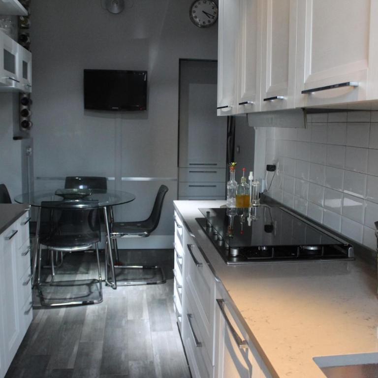 [Duomo walking distance]modern flat with free wifi - Appartamento con 2 Camere da Letto - 9