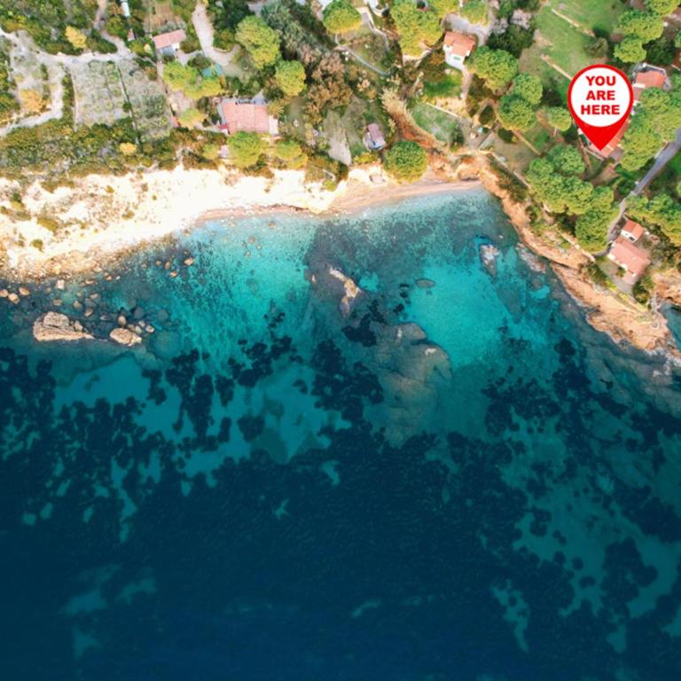 INCANTEVOLE VILLINO SUL MARE con accesso diretto alla spiaggia, posto auto e aria condizionata! - Casa Vacanze - 6