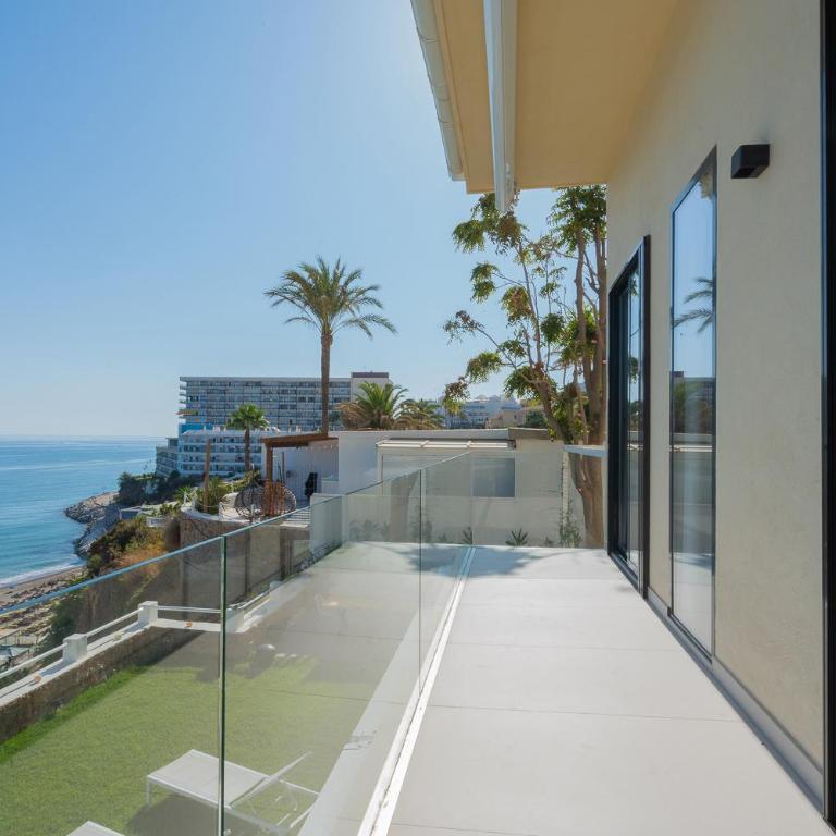 Casa Folimanka, 250sqm Garden Duplex with Jacuzzi, Sea View & Cinema - Two-Bedroom Apartment - 3