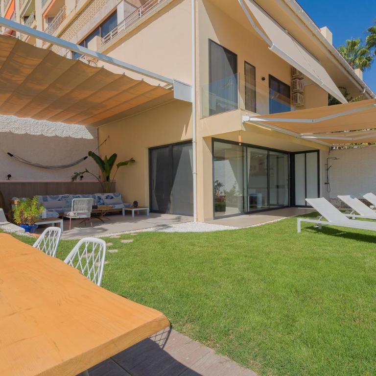 Casa Folimanka, 250sqm Garden Duplex with Jacuzzi, Sea View & Cinema - Two-Bedroom Apartment - 44