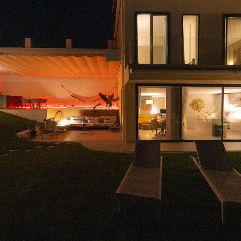 Casa Folimanka, 250sqm Garden Duplex with Jacuzzi, Sea View & Cinema - Two-Bedroom Apartment - 48