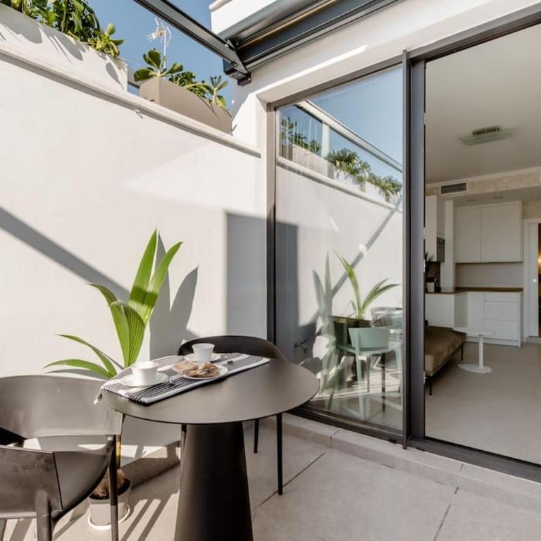ATICO C/ Adriano_Catedral. - Apartamento de 1 dormitorio - 2