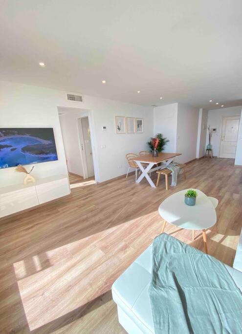 Marbella Beach Front View by Sol Maestranza - Two-Bedroom Apartment - 40