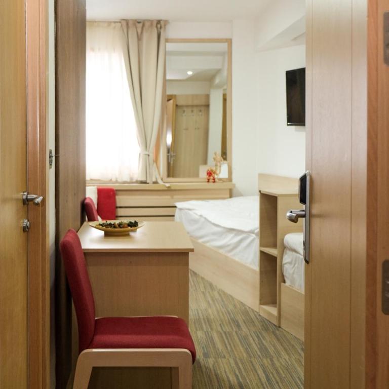 Apartments Pavle - Studio Apartment - 9