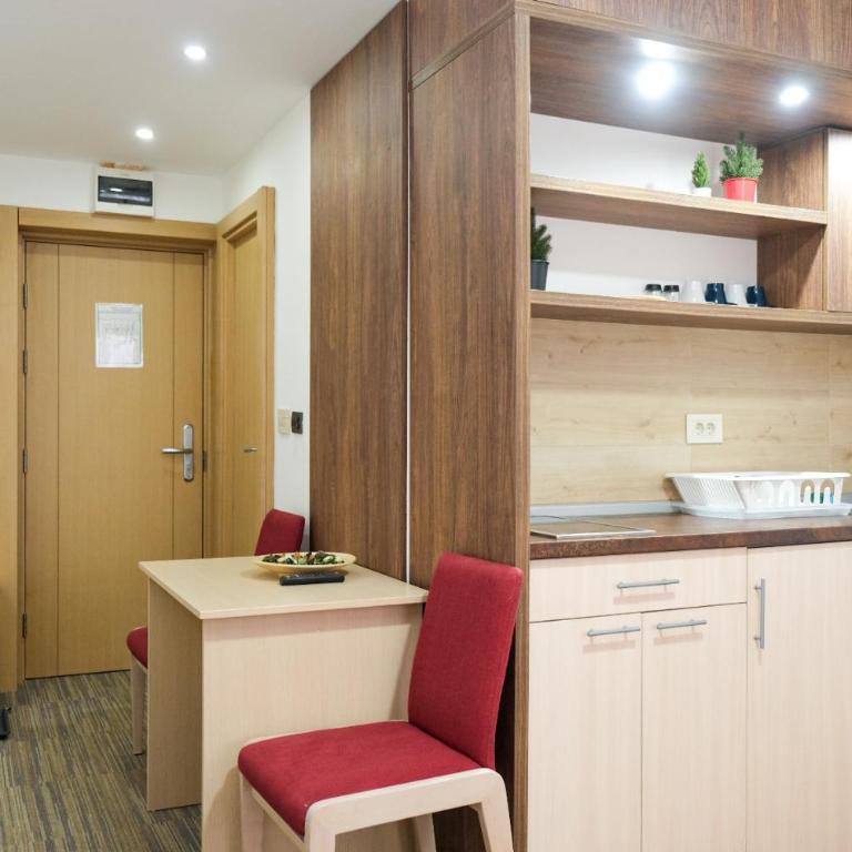 Apartments Pavle - Studio Apartment - 5