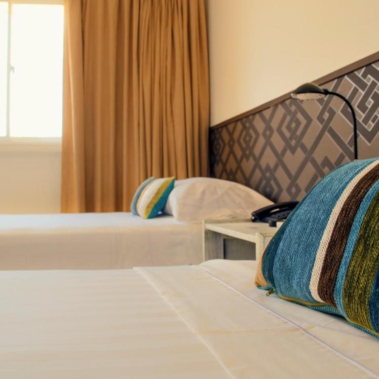 Hotel Gimaura - Habitación Triple - 5