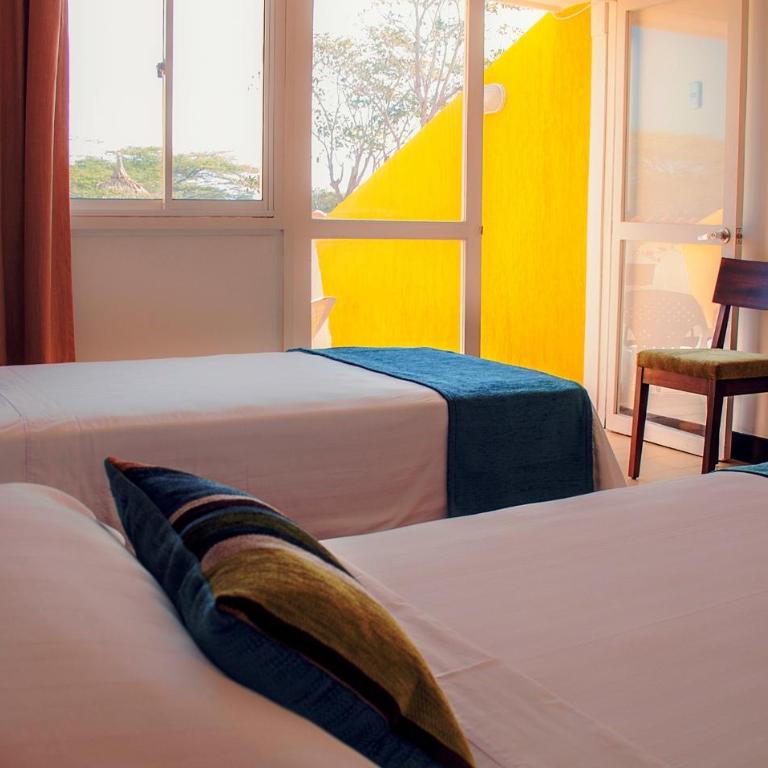 Hotel Gimaura - Habitación Doble Estándar con vistas al mar - 2 camas - 5
