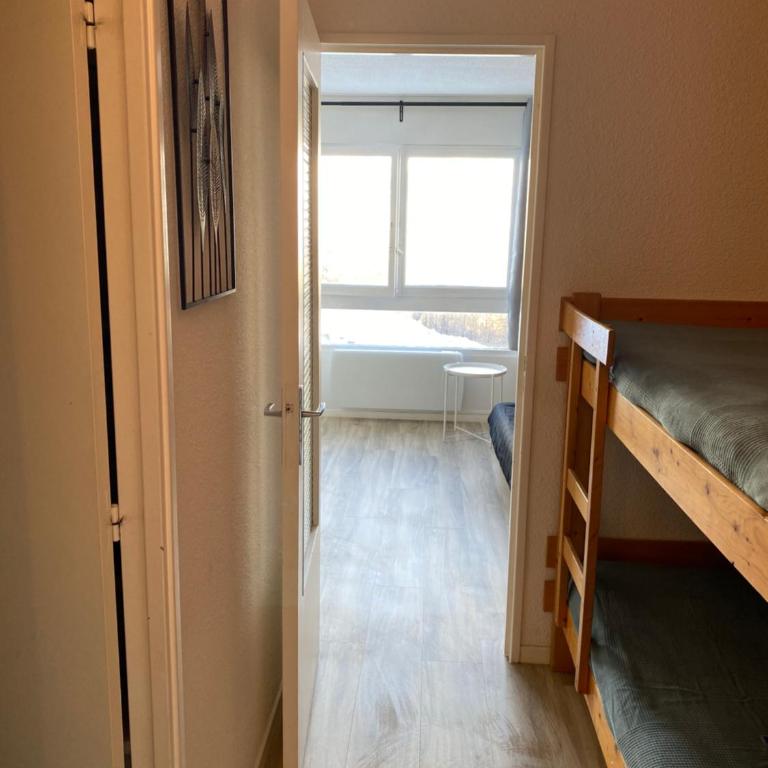Studio Puy Saint Vincent 1600 aux pieds des pistes - One-Bedroom Apartment - 13