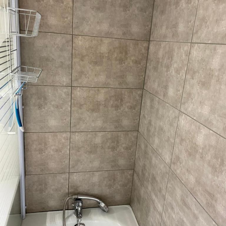 Studio Puy Saint Vincent 1600 aux pieds des pistes - One-Bedroom Apartment - 12