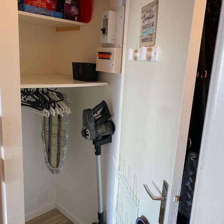 Studio Puy Saint Vincent 1600 aux pieds des pistes - One-Bedroom Apartment - 15
