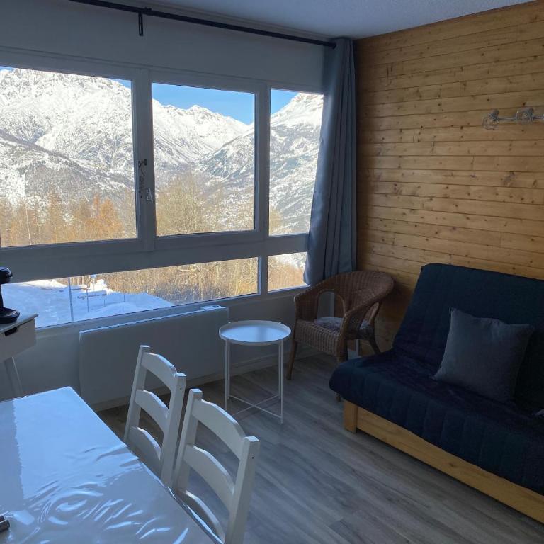 Studio Puy Saint Vincent 1600 aux pieds des pistes - One-Bedroom Apartment - 8