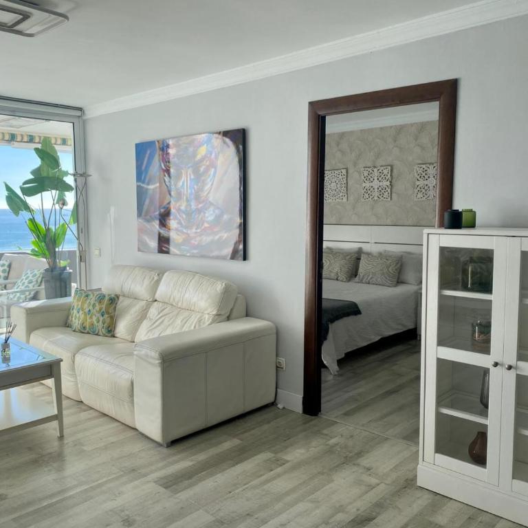 APARTAMENTO CON VISTAS AL MAR - Apartamento de 2 dormitorios - 24