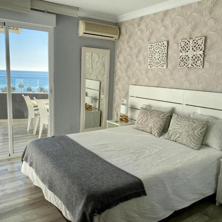 APARTAMENTO CON VISTAS AL MAR - Apartamento de 2 dormitorios - 43