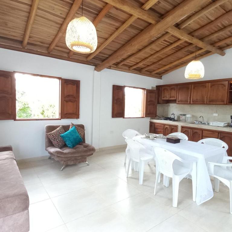 CASAS CAMPESTRES VILLA COVA Da IRIA BARICHARA - Casa de 3 dormitorios - 11
