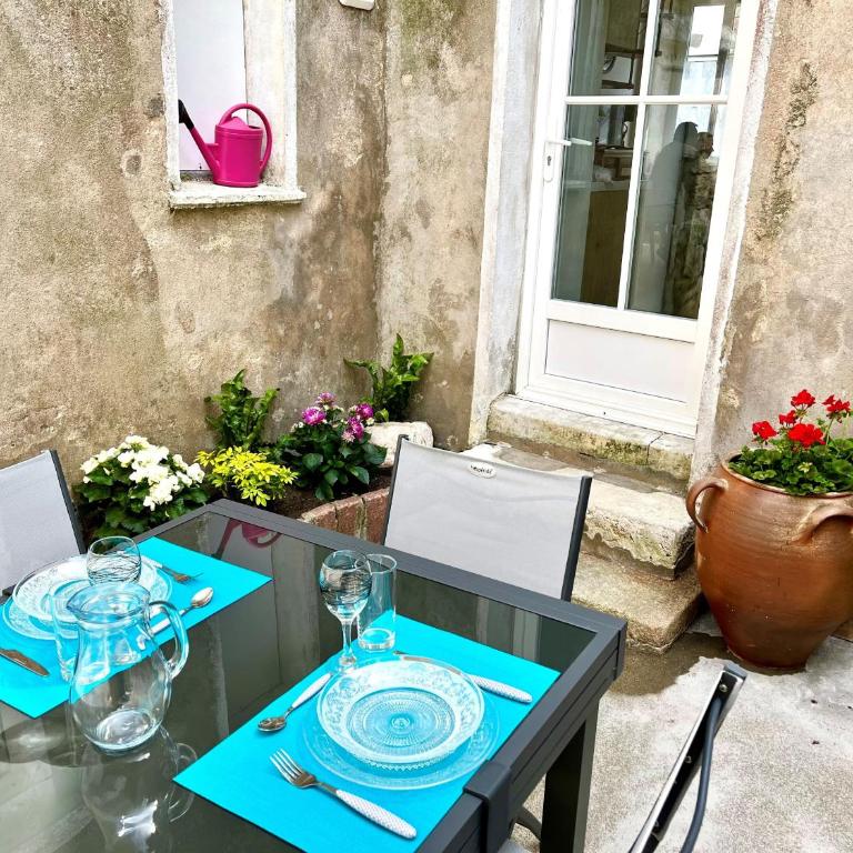 Appartement situé au cœur des belles ruelles sablaises - 5 pers - Apartment - 10
