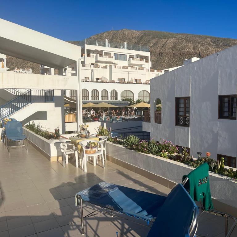 Hotel Marysol Accessible Los Cristianos Atlantic View - Apartamento con vistas a la piscina - 7