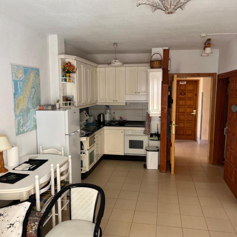 Hotel Marysol Accessible Los Cristianos Atlantic View - Apartamento con vistas al mar - 16