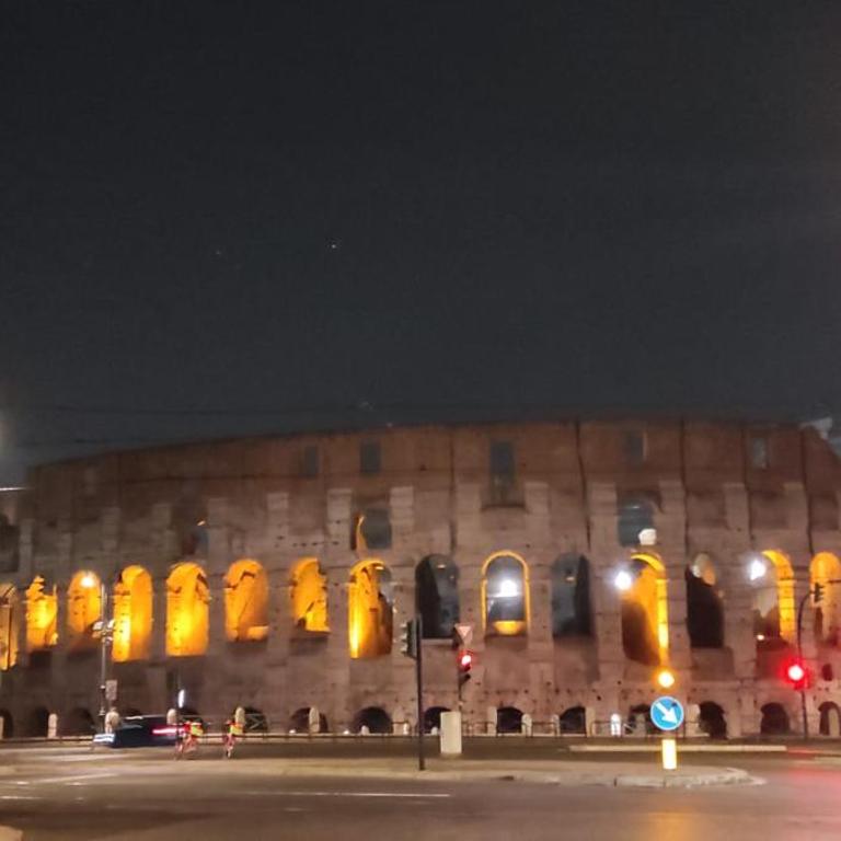 Lata Rana Colosseum Luxury Loft - Monolocale - 32