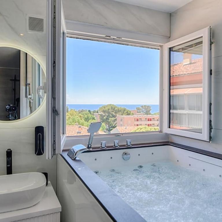 Sea view & spa suite: 3min beach - Estudio - 1