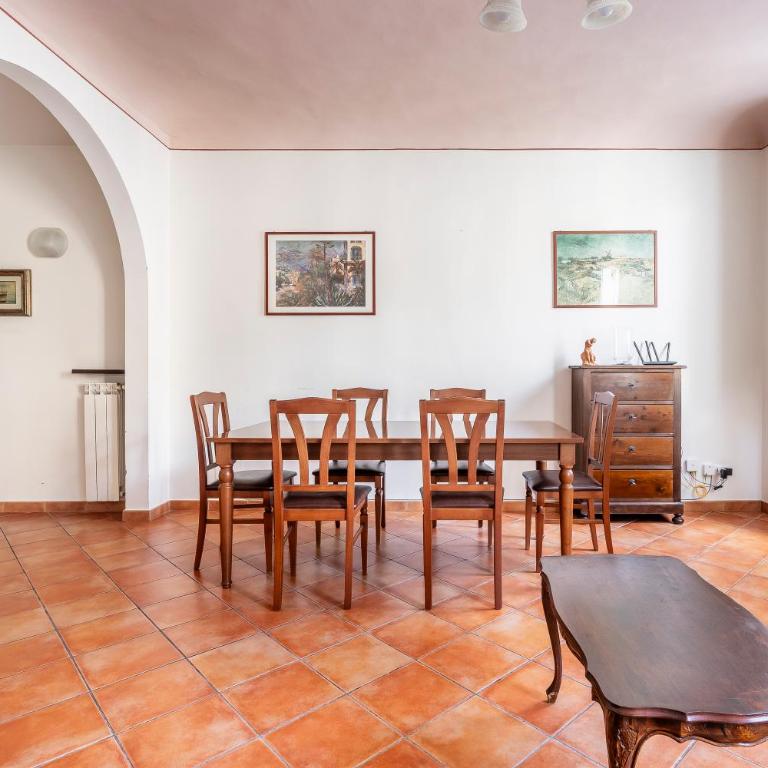Piattellina 8 Apartment - Two-Bedroom Apartment - 3