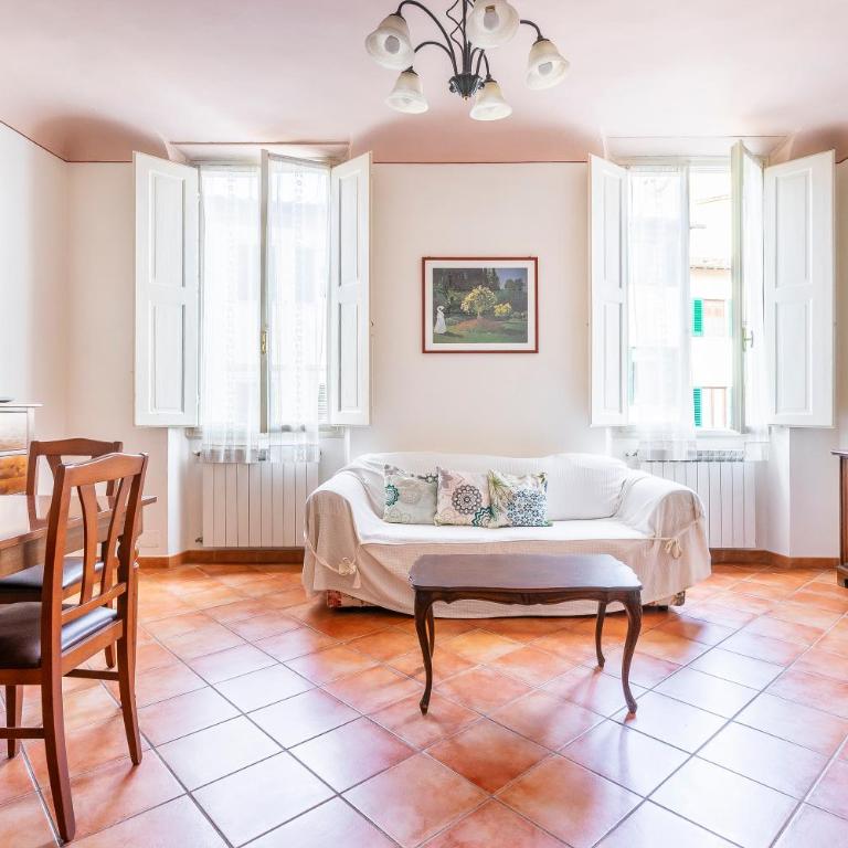 Piattellina 8 Apartment - Two-Bedroom Apartment - 2