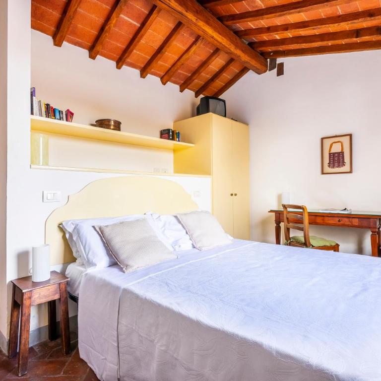 Piazza Santa Croce - Appartamento con 2 Camere da Letto - 12