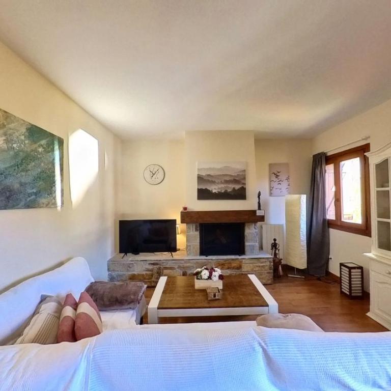 Villa R´Arco - tucasaenlospirineos - Two-Bedroom Apartment - 1
