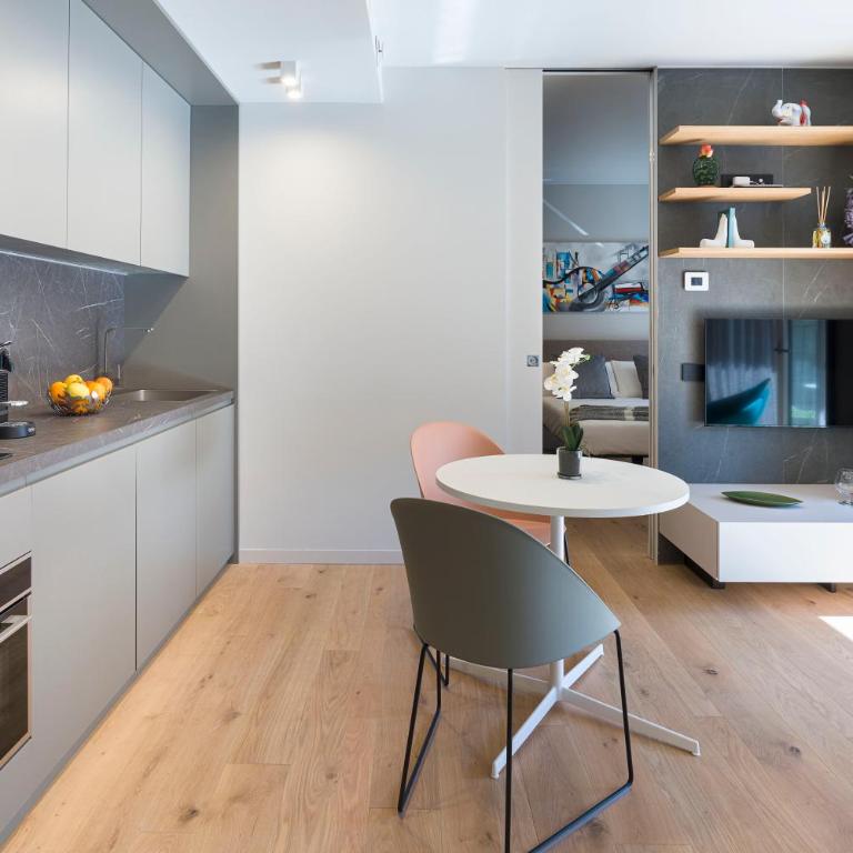 Aera Suites 303-304-305 - Appartamento con Balcone - 6