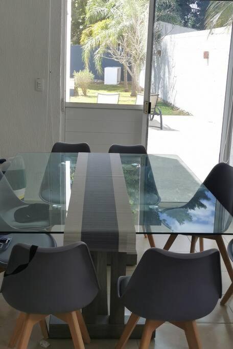 Residencia Maya con Hermosa Alberca y Jardines - Casa de 3 dormitorios - 10