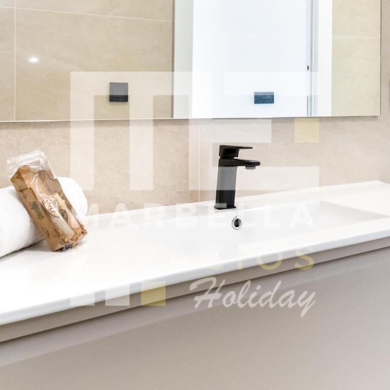 El Dorado 3 dormitorios cerca Puerto Banus - Three-Bedroom Apartment - 42