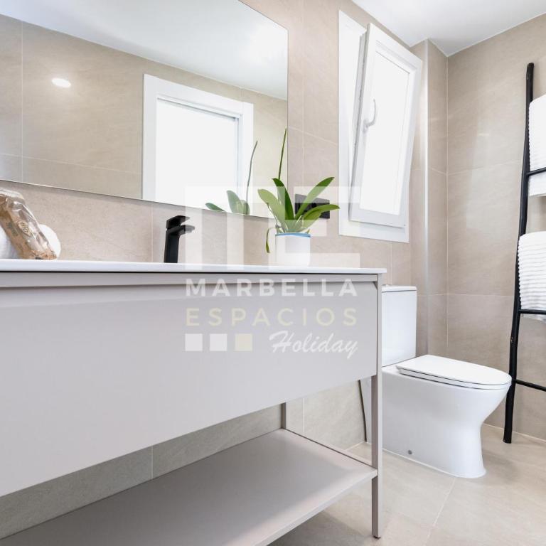 El Dorado 3 dormitorios cerca Puerto Banus - Three-Bedroom Apartment - 44