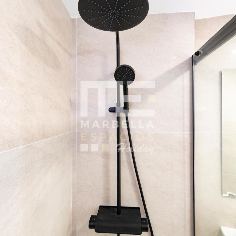 El Dorado 3 dormitorios cerca Puerto Banus - Three-Bedroom Apartment - 65