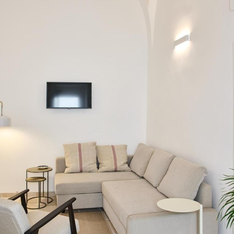 Silentio Suite N2-Ostuni-Jacuzzi - Appartamento con 1 Camera da Letto - 8