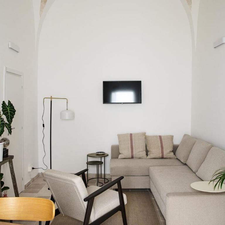 Silentio Suite N2-Ostuni-Jacuzzi - Appartamento con 1 Camera da Letto - 9