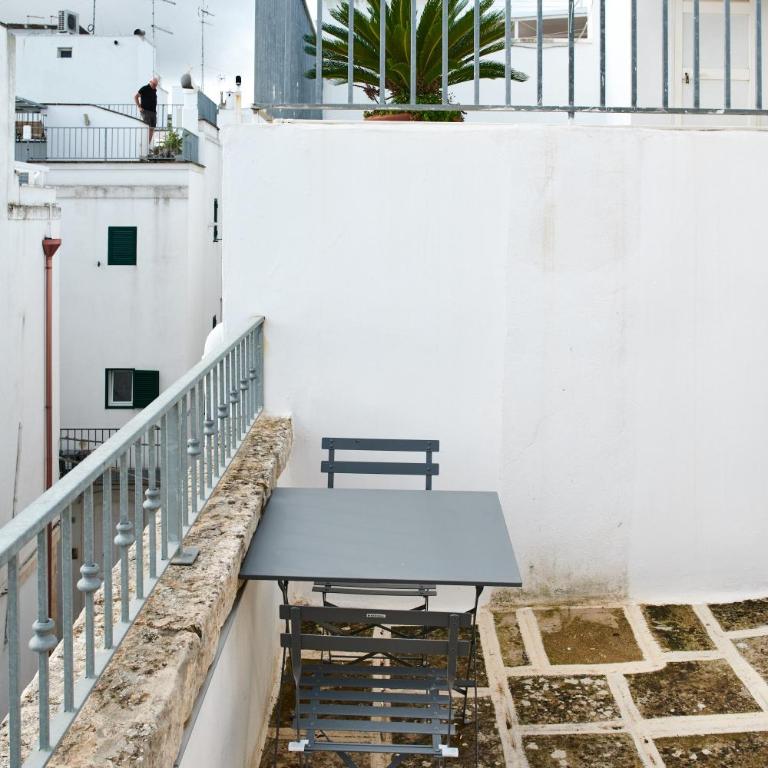 Silentio Suite N2-Ostuni-Jacuzzi - Appartamento con 1 Camera da Letto - 70