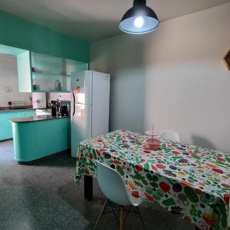 CASA CENTRICA EN LA CIUDAD DEL BUEN VlNO - HASTA 8 PERSONAS - Casa de 3 dormitorios - 48