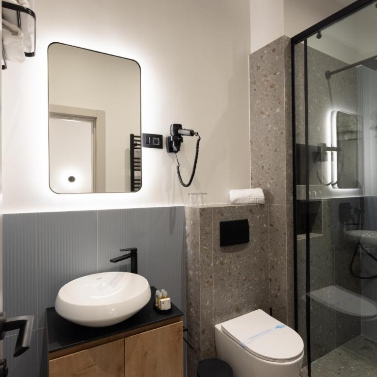 Hop Inn Rooms & Suites - Superior Dvokrevetna Soba sa Bračnim Krevetom - 9