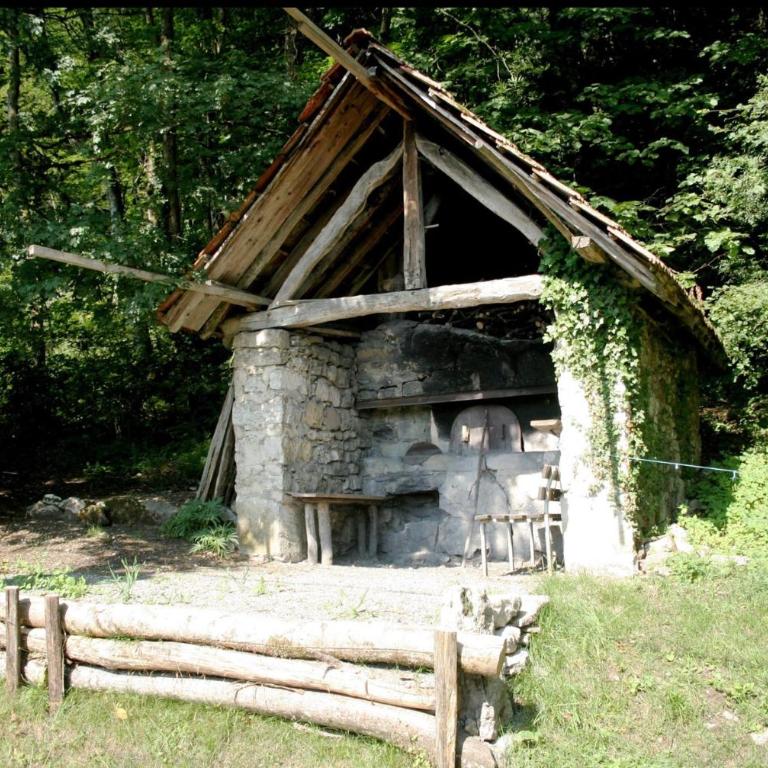 Grande maison familiale dans le massif des Bauges - Maison 7 Chambres - 36