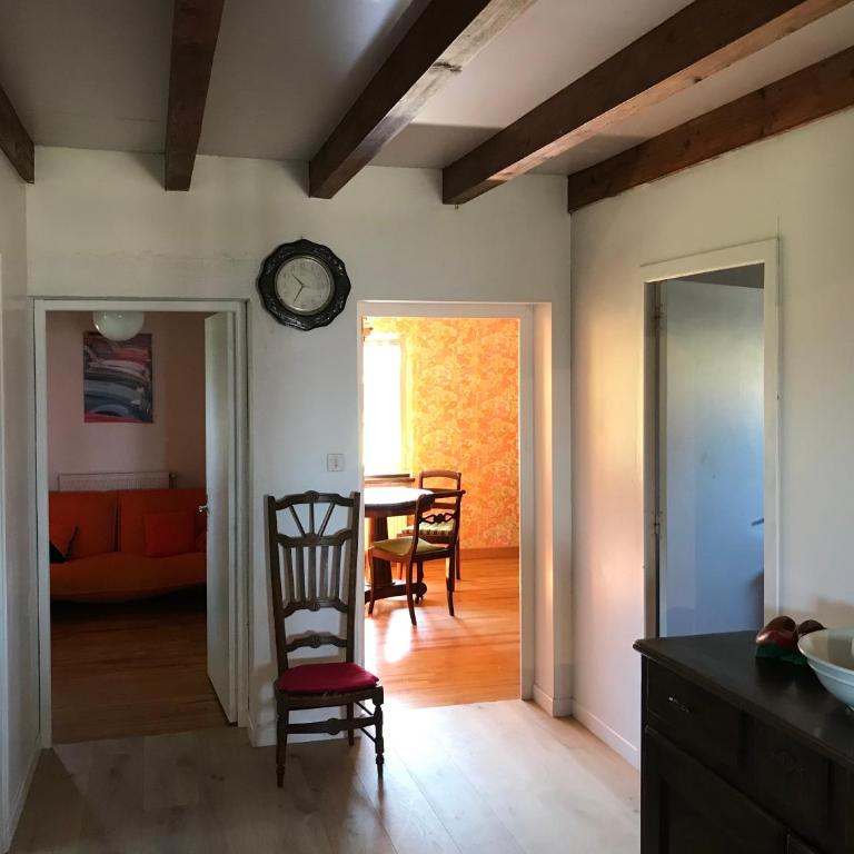 Grande maison familiale dans le massif des Bauges - Maison 7 Chambres - 14